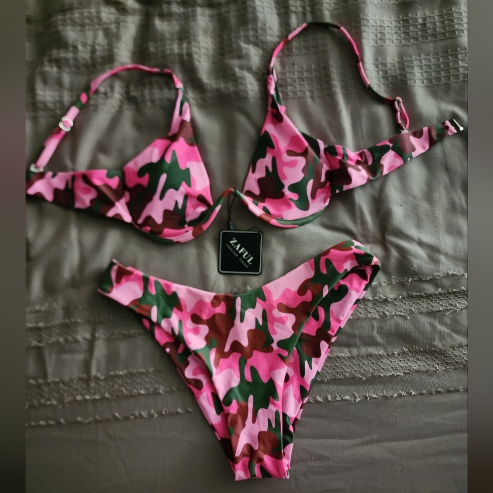 NWT Camouflage Pink Bikini SZ M from Zaful